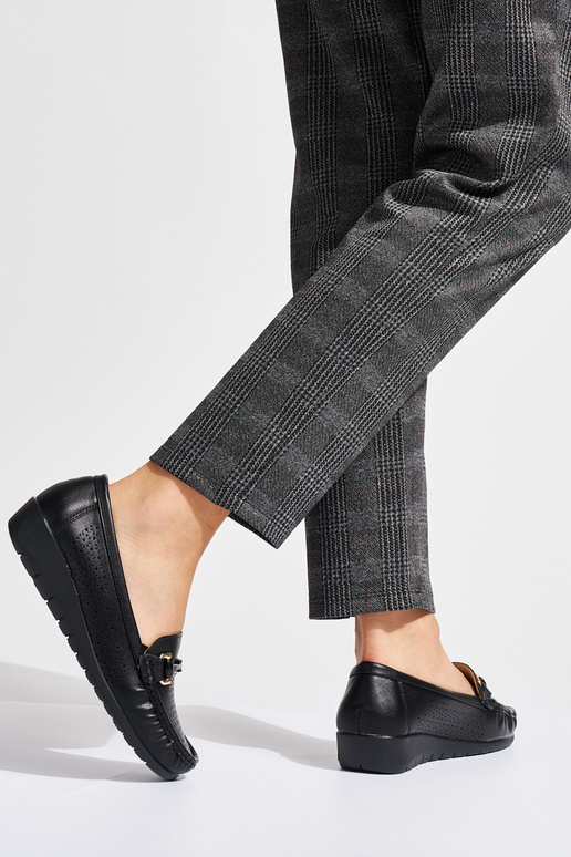 juodos spalvos ažūriniai mokasinai... juodos spalvos ažūriniai mokasinai...