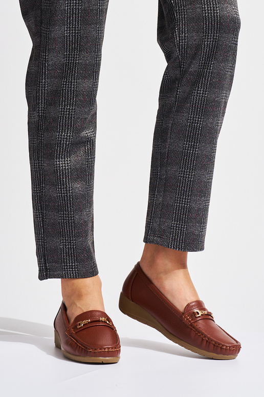 rudos spalvos moteriški mokasinai