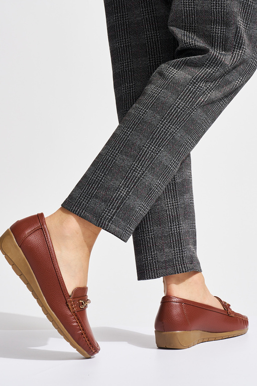 rudos spalvos moteriški mokasinai