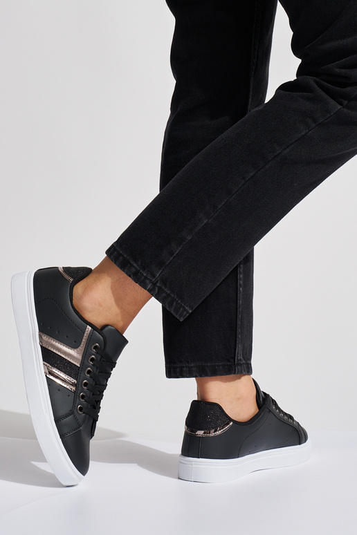 juodos spalvos patogus sportiniai batai