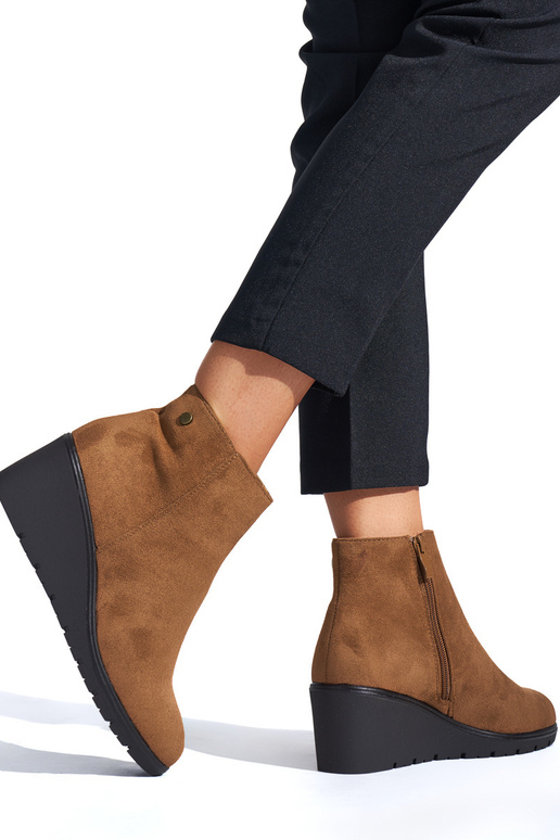 rudos spalvos batai ant platformos rudos spalvos batai ant platformos