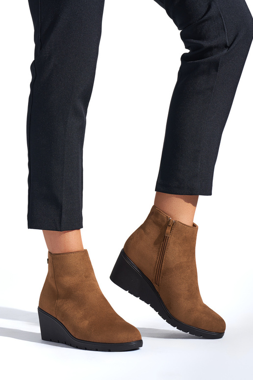 rudos spalvos batai ant platformos rudos spalvos batai ant platformos