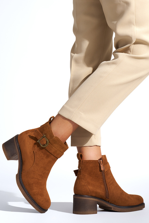 rudos spalvos moteriški batai