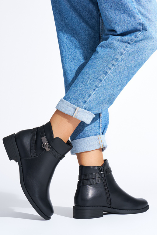 juodos spalvos moteriški batai ant... juodos spalvos moteriški batai ant...