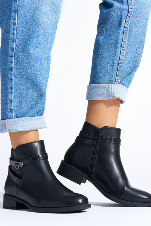 juodos spalvos moteriški batai ant... juodos spalvos moteriški batai ant...