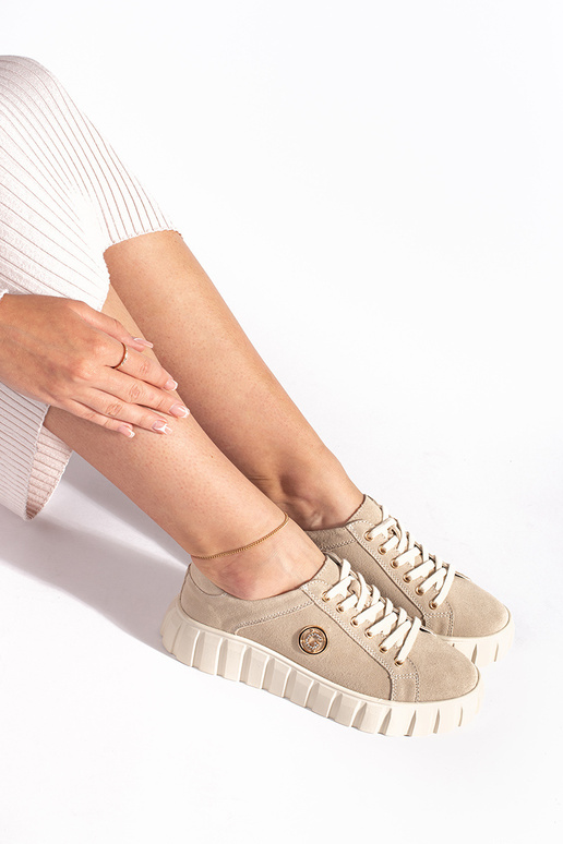 dramblio kaulo spalvos pusbačiai su... dramblio kaulo spalvos pusbačiai su...