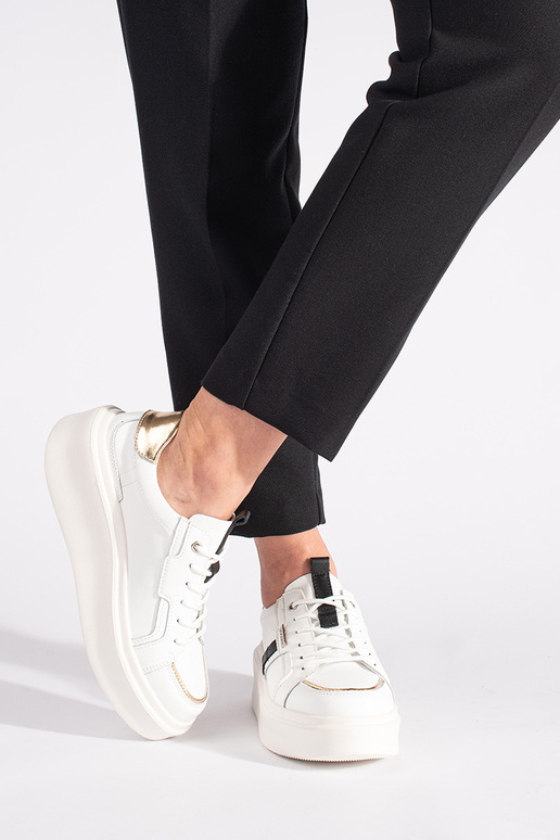 Oda baltos spalvos Sneakers modelio...