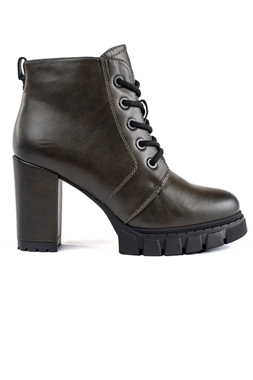 chaki spalvos moteriški...