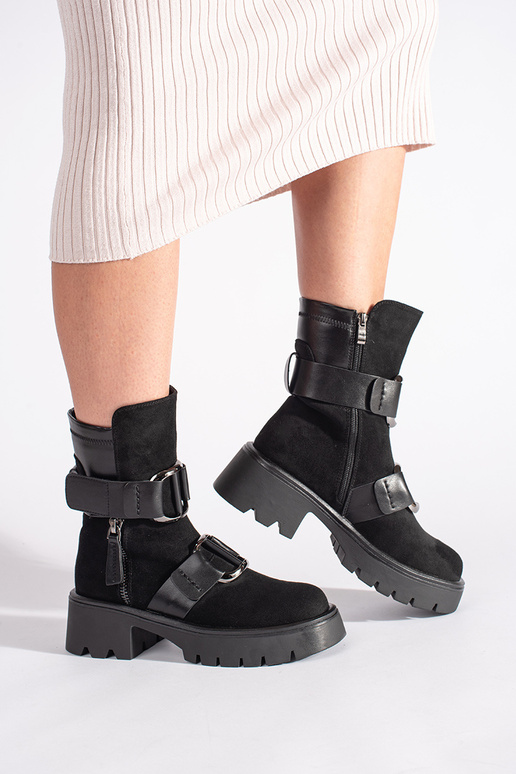 juodos spalvos iš zomšos moteriški...