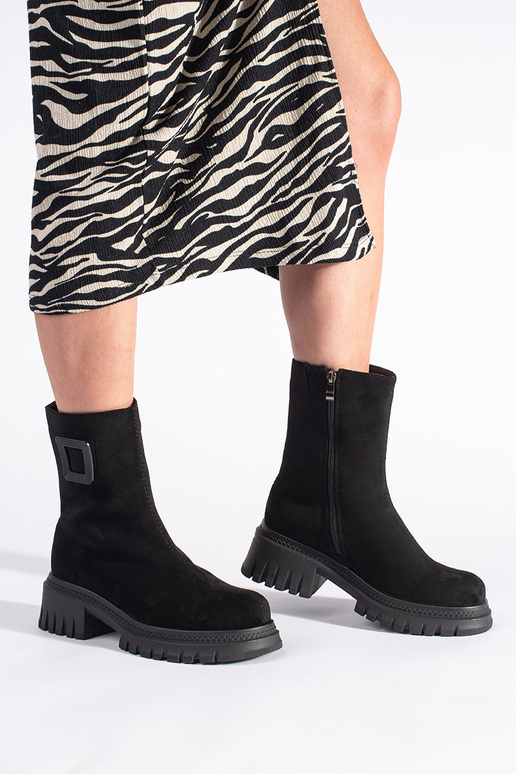 juodos spalvos moteriški batai ant...