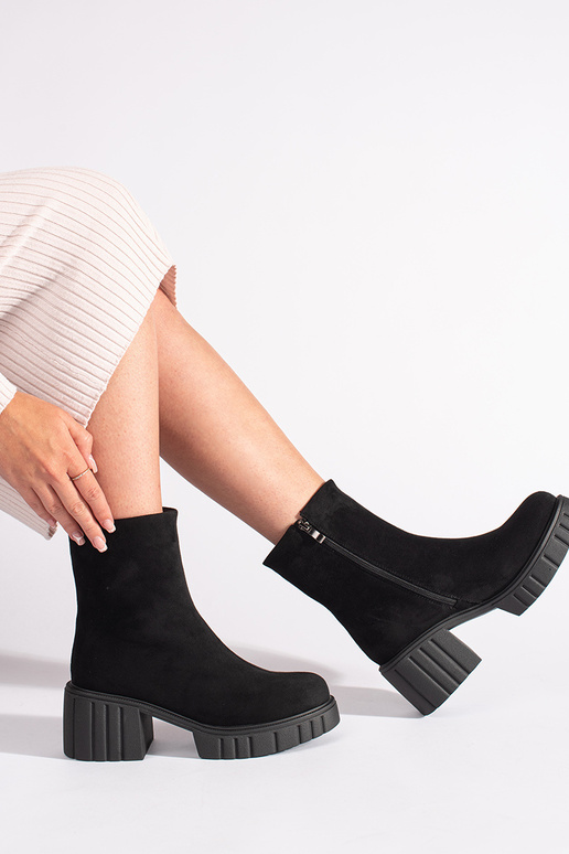 juodos spalvos moterų batai su platforma