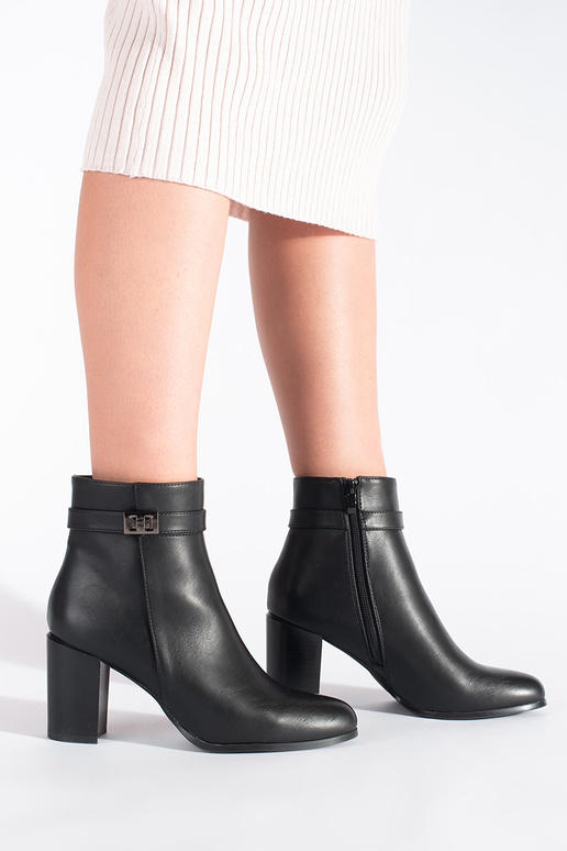 juodos spalvos batai elegantiškas... juodos spalvos batai elegantiškas...