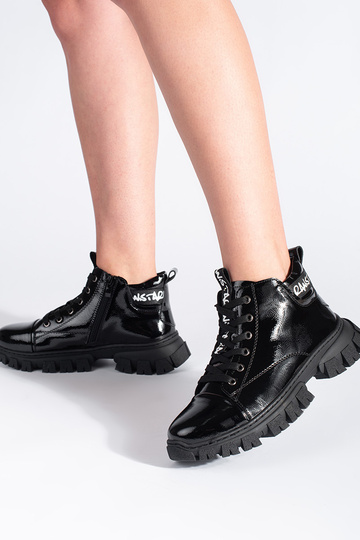 su lako efektu juodos... 2