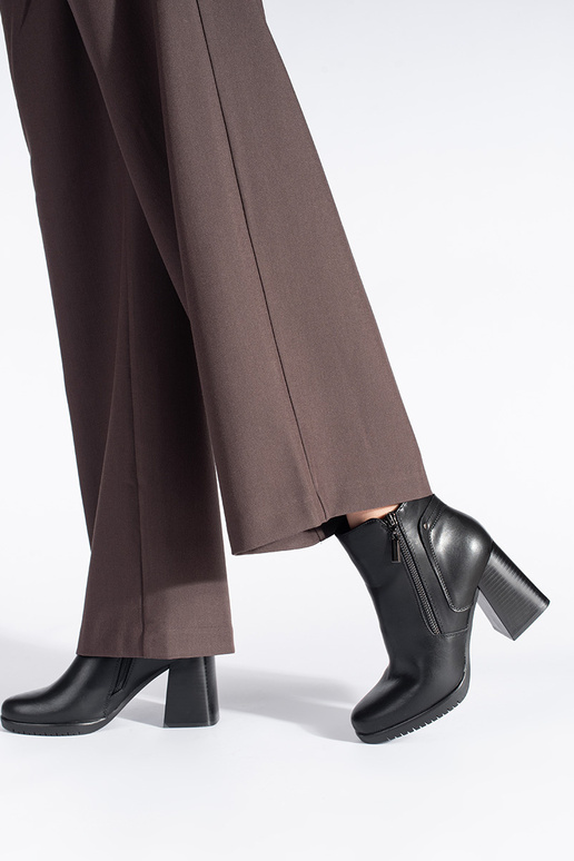 juodos spalvos moteriški batai ant... juodos spalvos moteriški batai ant...