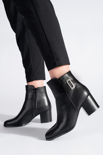 Klasikinio modelio... 2