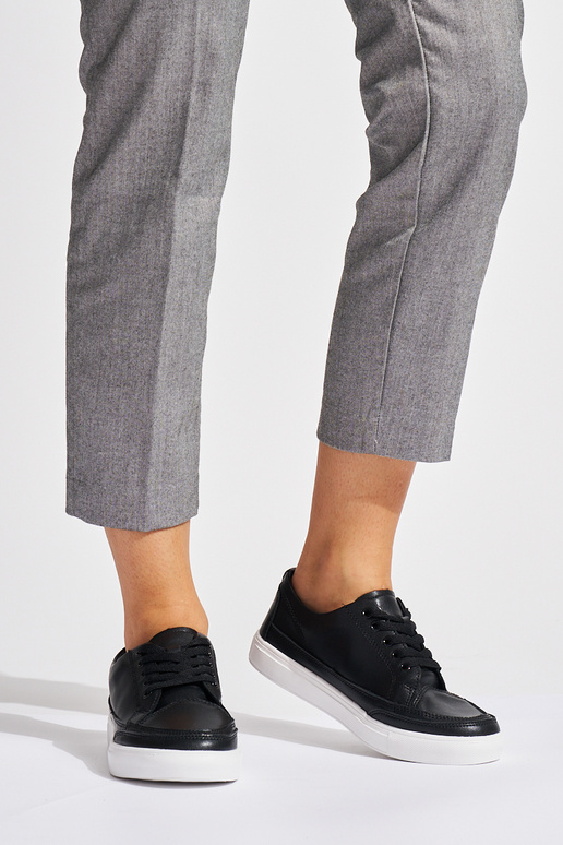 juodos spalvos oda Moteriški batai...