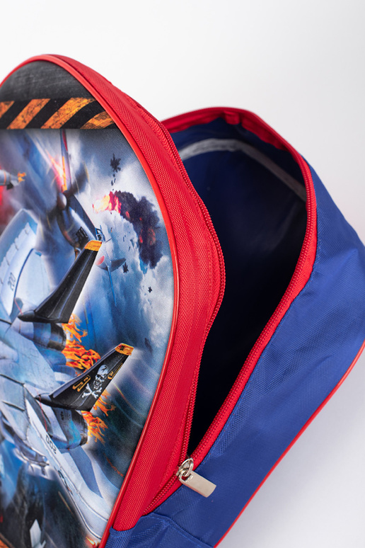 Mėlyna-raudona kuprinė berniukui Mėlyna-raudona kuprinė berniukui