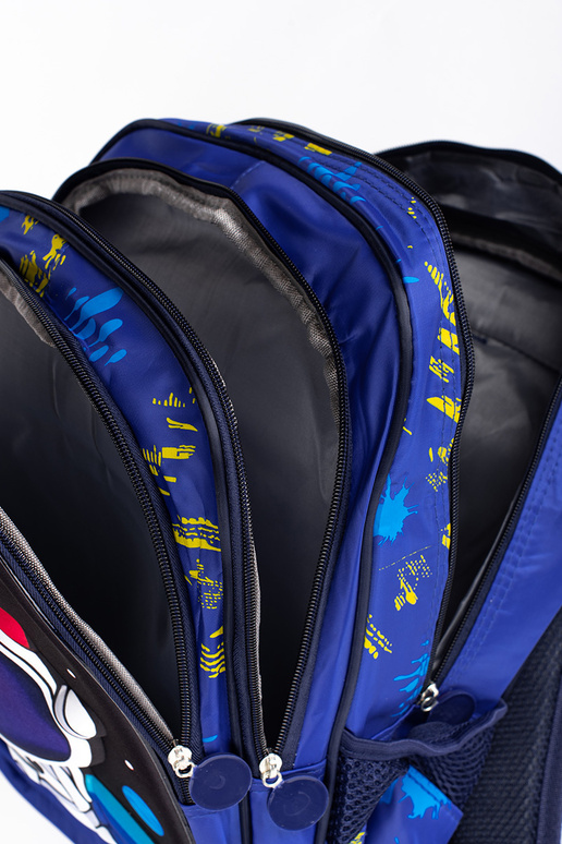 Mėlynos spalvos kuprinė su kosmonautu