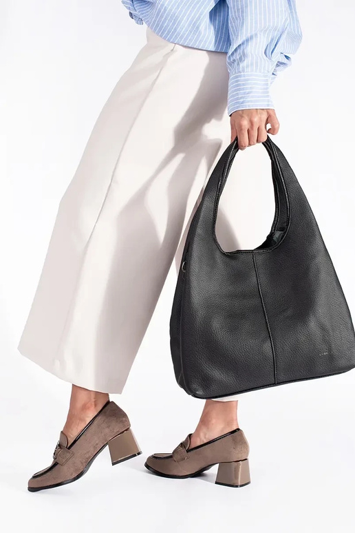 Juodos spalvos materiškas rankinukas