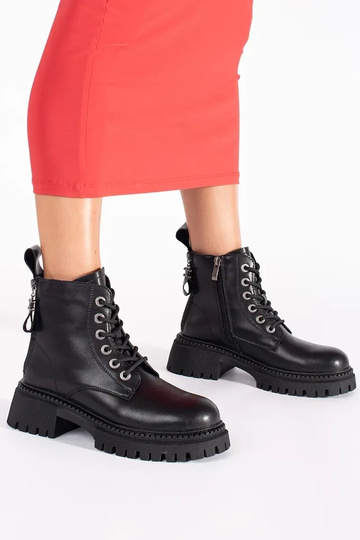 Oda juodos spalvos... 2