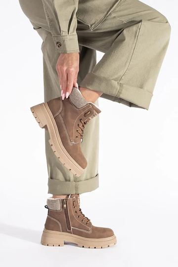 rudos spalvos izoliuoti... 2