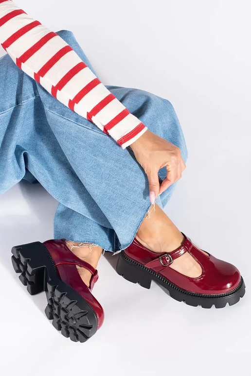 bordo spalvos lakuotas moteriški...