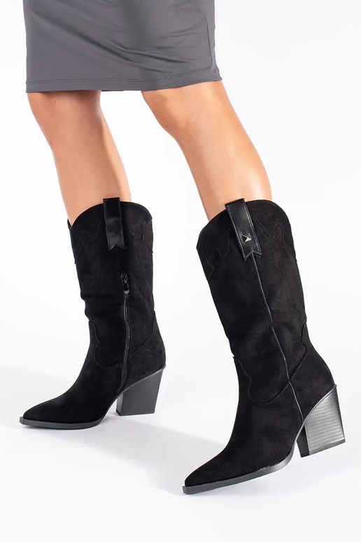 juodos spalvos iš zomšos kaubojiški... juodos spalvos iš zomšos kaubojiški...