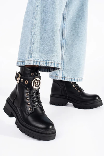 juodos spalvos moteriški... 2