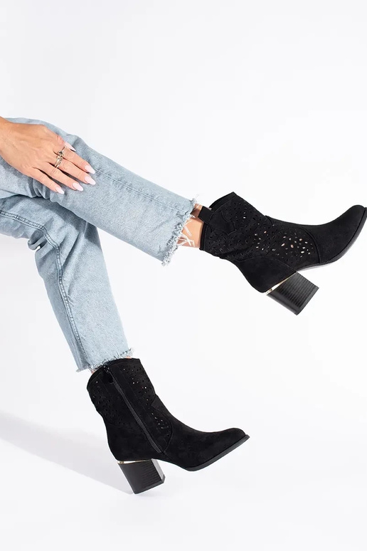 su aužūro elementais batai kaubojiški... su aužūro elementais batai kaubojiški...