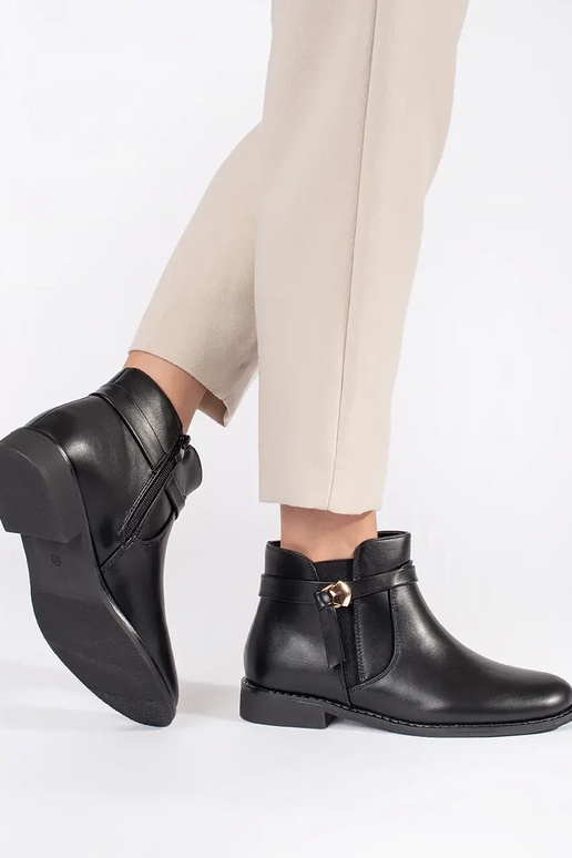 Juodos spalvos moteriški batai su...