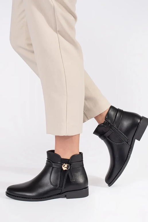 Juodos spalvos moteriški batai su...