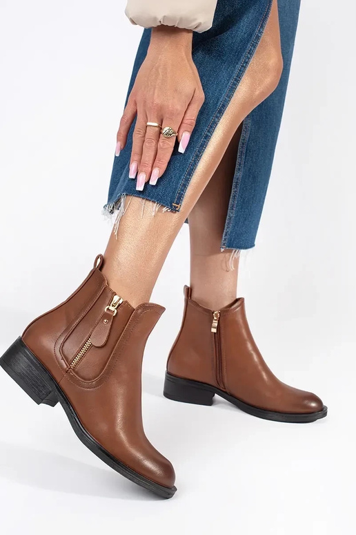 Rudos spalvos moteriški batai