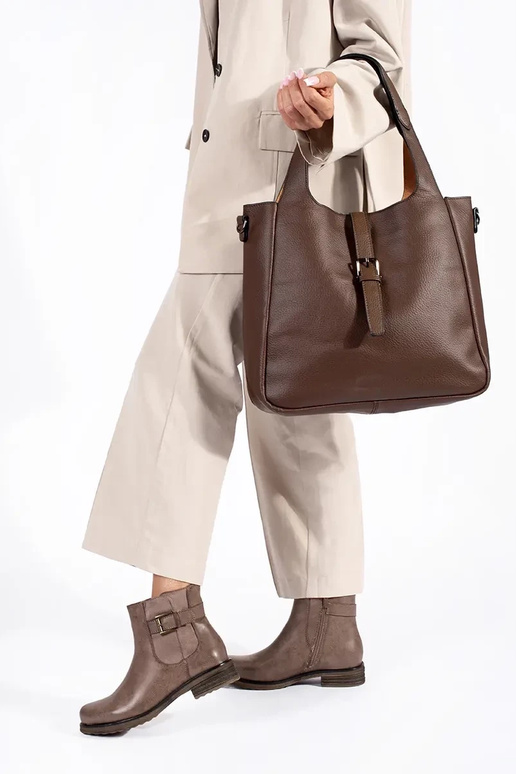 rudos spalvos moteriški batai ant... rudos spalvos moteriški batai ant...