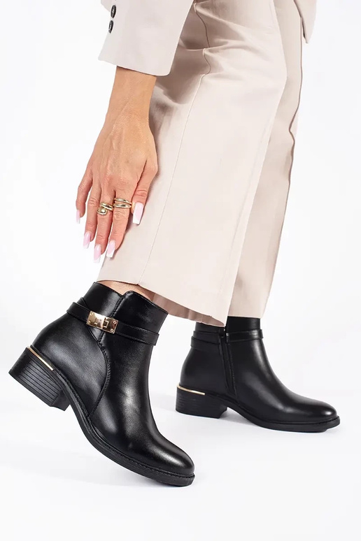 juodos spalvos moteriški batai ze... juodos spalvos moteriški batai ze...