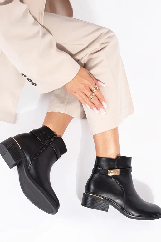 juodos spalvos moteriški batai ze... juodos spalvos moteriški batai ze...