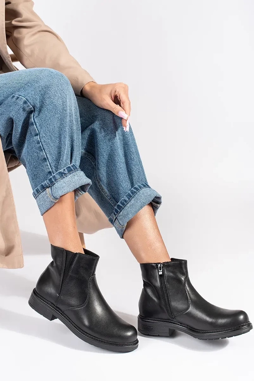 Juodos spalvos odiniai batai Chelsea...