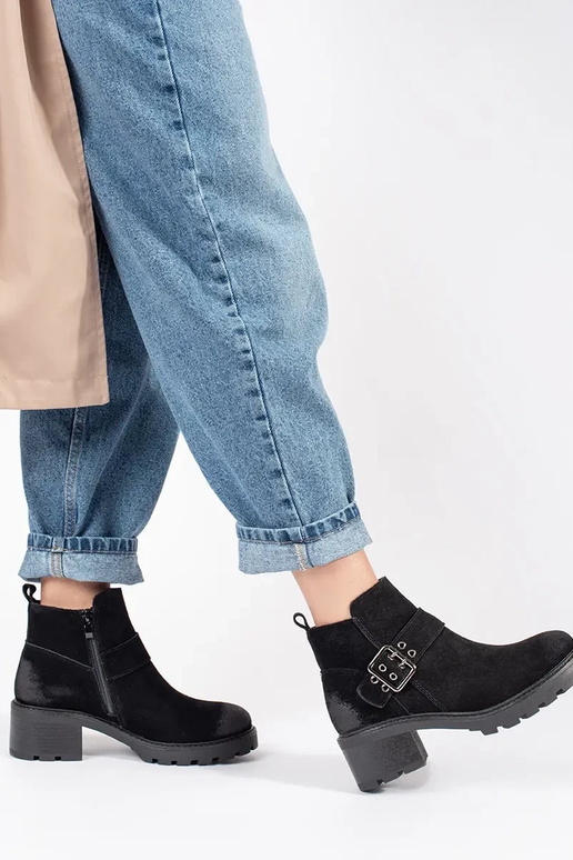 Juodos spalvos moteriški batai su...