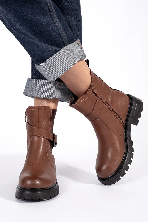 rudos spalvos oda Moteriški batai su... rudos spalvos oda Moteriški batai su...