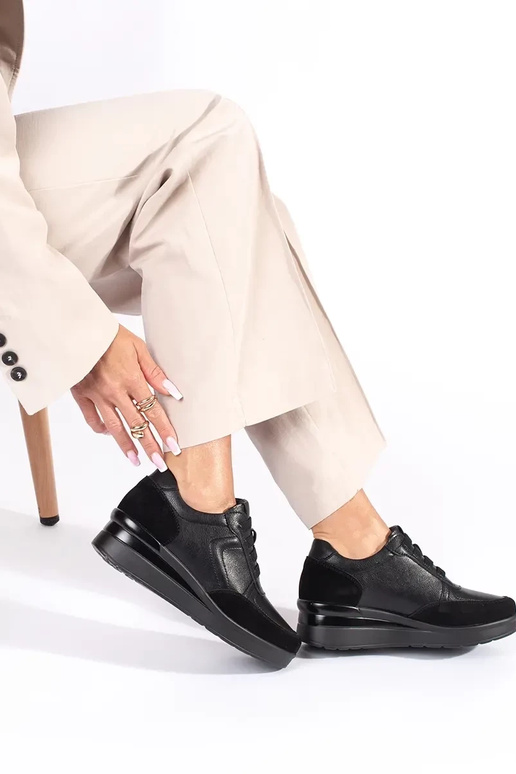 juodos spalvos oda moteriški... juodos spalvos oda moteriški...