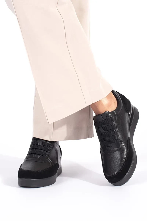 juodos spalvos oda moteriški... juodos spalvos oda moteriški...