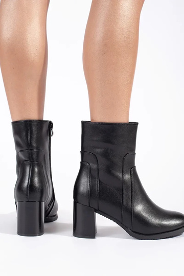 Juodos spalvos odiniai... 2