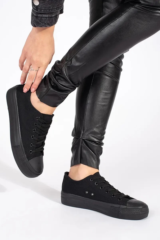 Juodos spalvos klasikiniai  moteriški...