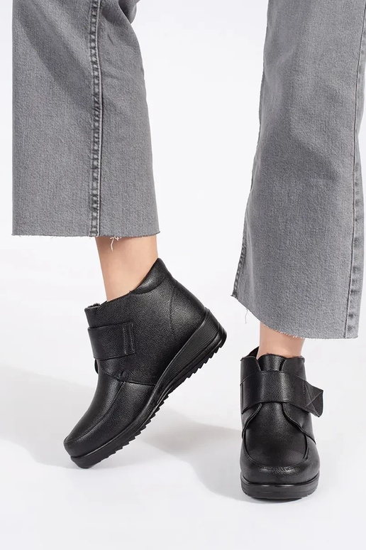 Juodos spalvos neperšlampantys... Juodos spalvos neperšlampantys...