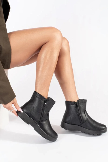 Juodos spalvos moteriški batai 2