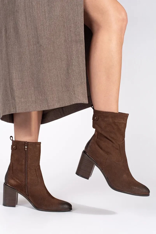 Rudos spalvos odiniai moteriški batai... Rudos spalvos odiniai moteriški batai...