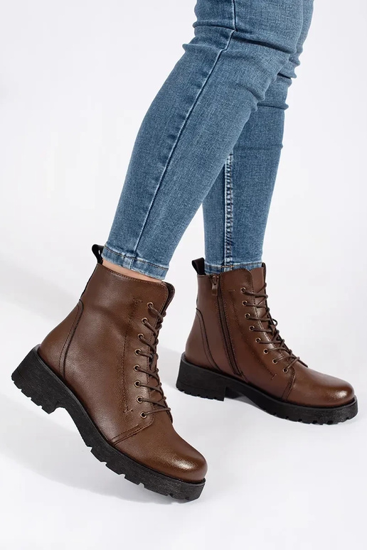 Odiniai rudos spalvos batai ant storo...