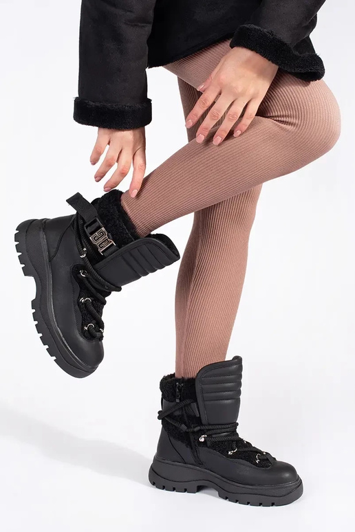 Juodos spalvos moteriški sniego batai...