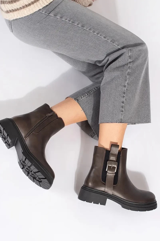 Rudos spalvos moteriški batai su... Rudos spalvos moteriški batai su...