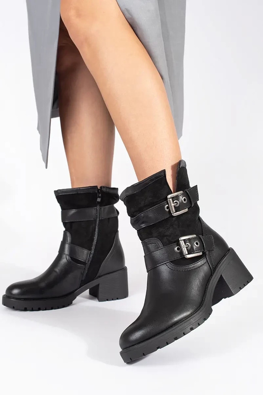 Juodos spalvos moteriški batai su...