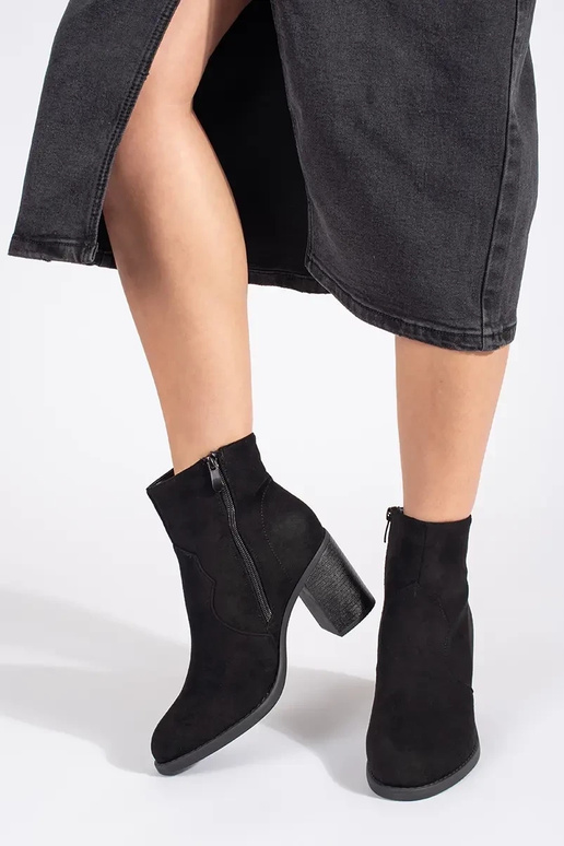 Juodos spalvos zomšiniai klasikiniai...